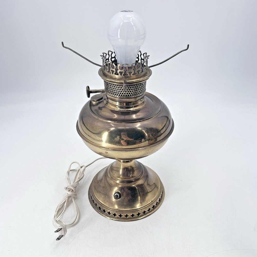 Antique Rayo Socony Victorian Brass Oil Lamp Electric Lamp